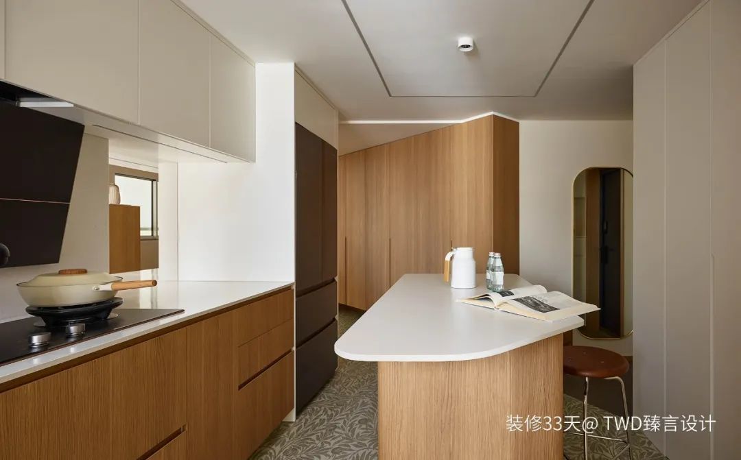 厨开窗洞餐桌嵌入餐边柜开元棋牌卧室改餐厅