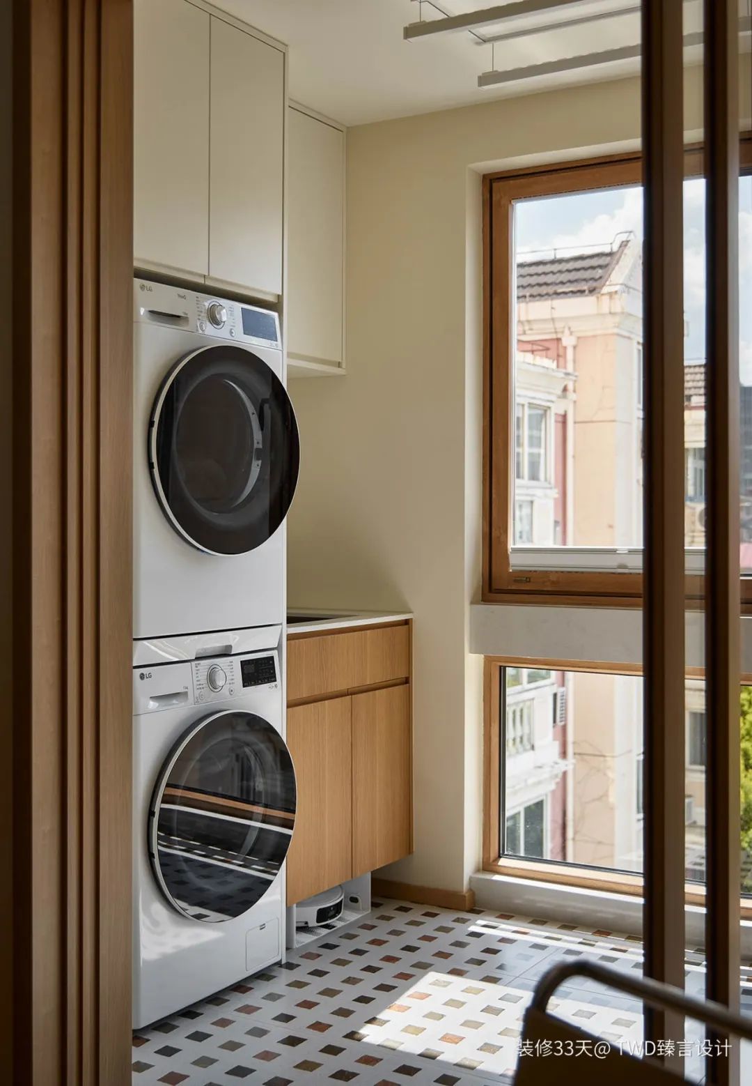 厨开窗洞餐桌嵌入餐边柜开元棋牌卧室改餐厅餐(图5) 厨开窗洞餐桌嵌入餐边柜开元棋牌卧室改餐厅餐(图5)